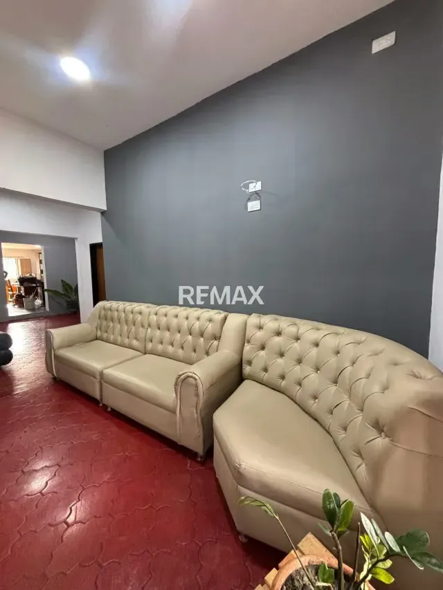 En venta casa con Excelente ubicación en el Oeste de la ciudad - 12
