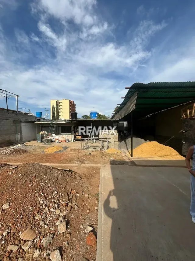 En venta casa con Excelente ubicación en el Oeste de la ciudad - 14