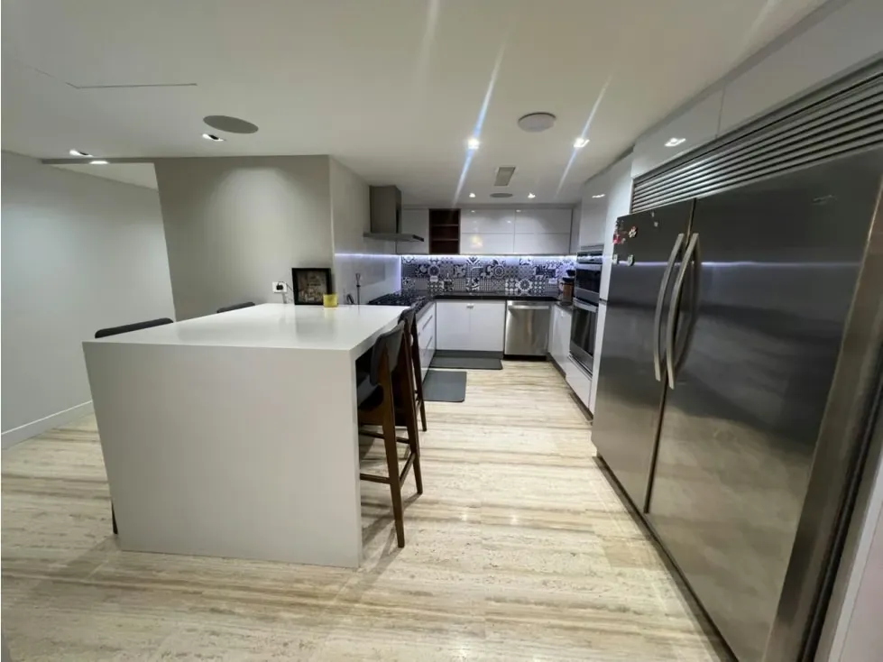 Se Vende apartamento 223 m2 3h+1s/3.5b+1s/3p Campo Alegre 0961 - 11