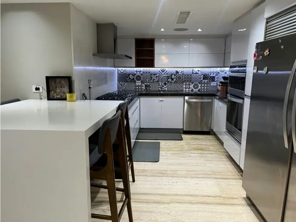Se Vende apartamento 223 m2 3h+1s/3.5b+1s/3p Campo Alegre 0961 - 12