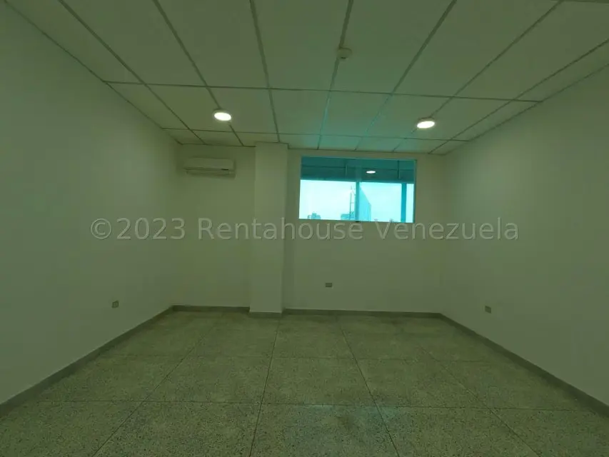 Oficina en Alquiler en Centro, Lara - 10