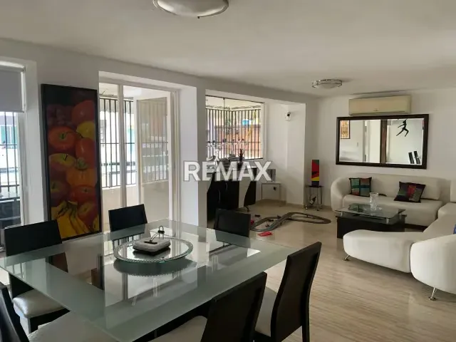 APARTAMENTO EN VENTA EN LOS NARANJOS DE LAS MERCEDES - 3