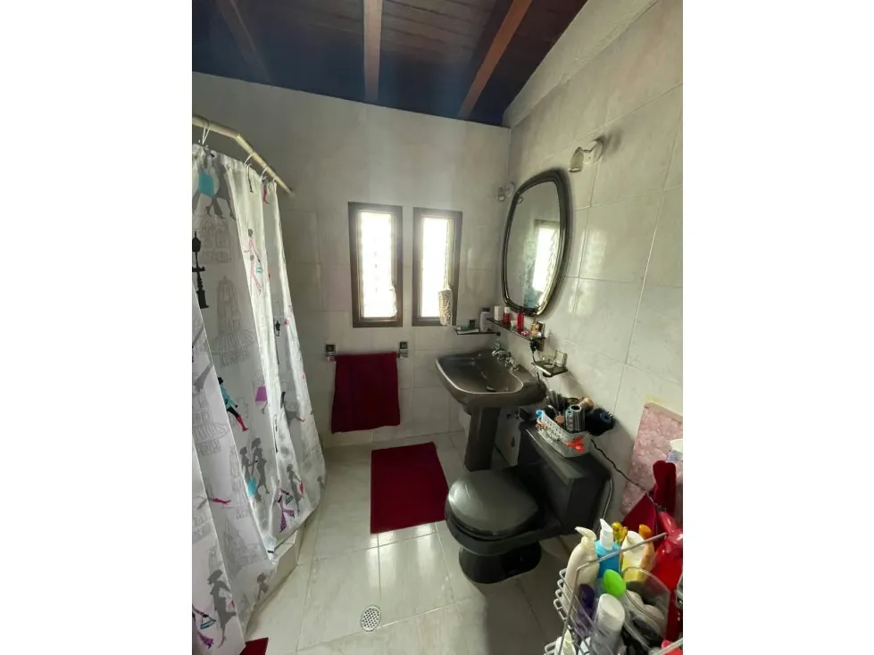 Amplia Y Cómoda Casa En Venta Cerro Verde 1000m2 12h/10b/8p - 16