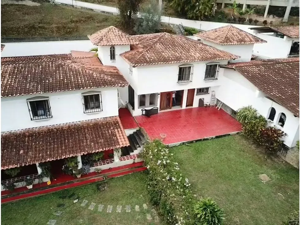 Amplia Y Cómoda Casa En Venta Cerro Verde 1000m2 12h/10b/8p - 3
