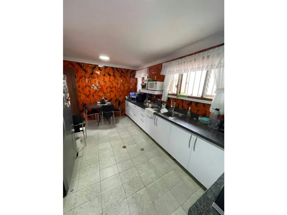 Amplia Y Cómoda Casa En Venta Cerro Verde 1000m2 12h/10b/8p - 8