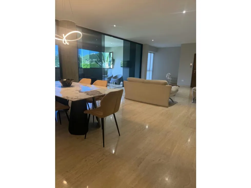 Alquilo apartamento 240m2 Valle Arriba 8490 - 11