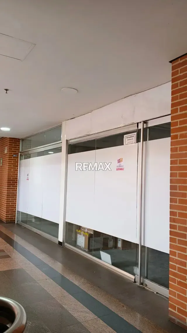 Local Comercial en Alquiler Centro Comercial Plaza Las Americas - 5