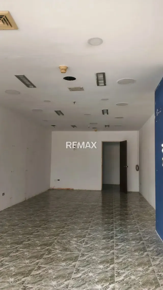 Local Comercial en Alquiler Centro Comercial Plaza Las Americas - 6