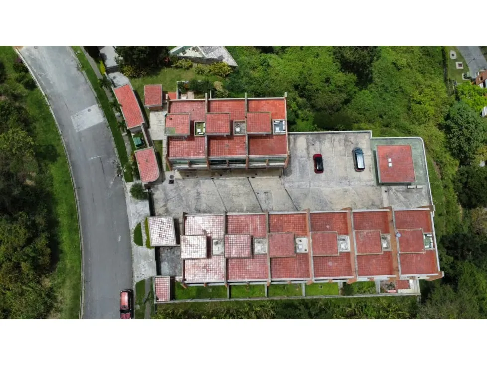 TOWNHOUSE - LOMA LINDA - 270 Mts2 - 3
