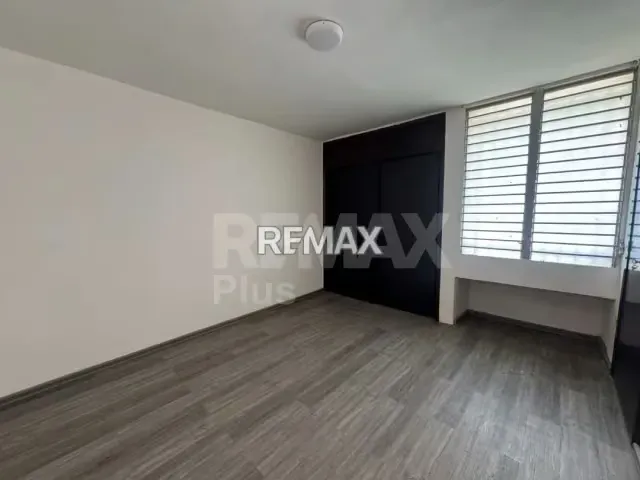 Casa Ubicada En La Urbanización Doral Norte - 4