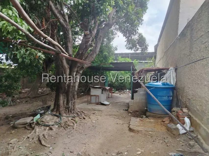 Casa (1 Nivel) en Venta en Centro, Lara - 18