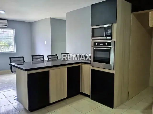 Se Vende Apartamento en Urb. Abadía Municipio San Diego - 5