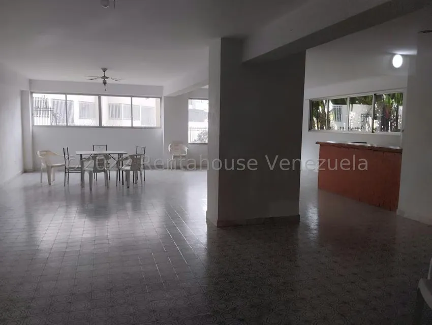 Apartamento (1 Nivel) en Venta en La Campiña, Distrito Metropolitano - 12