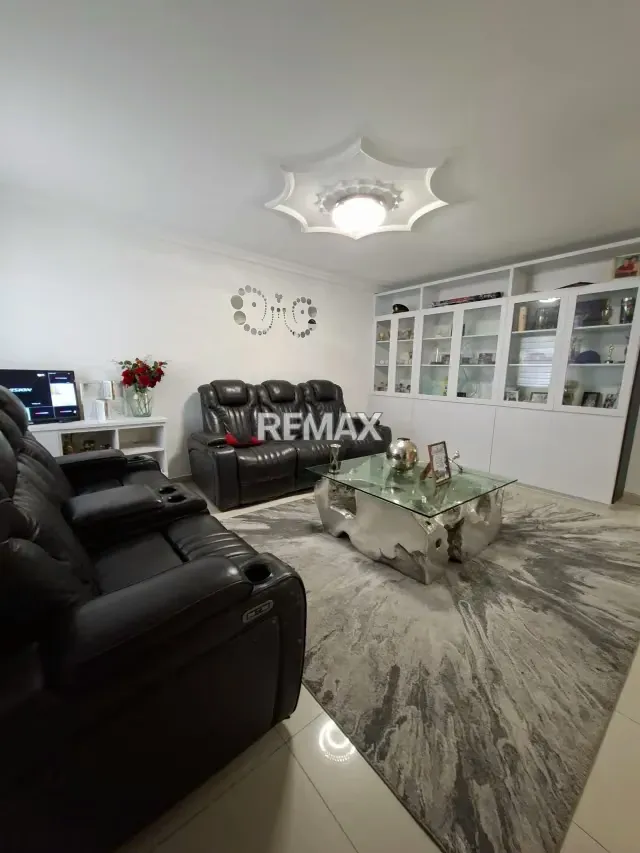 TOWNHOUSE EN VENTA EN SAN DIEGO. RES. LAS TRINITARIAS - 3
