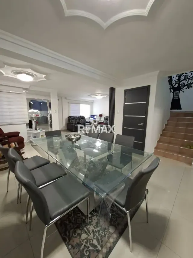 TOWNHOUSE EN VENTA EN SAN DIEGO. RES. LAS TRINITARIAS - 5