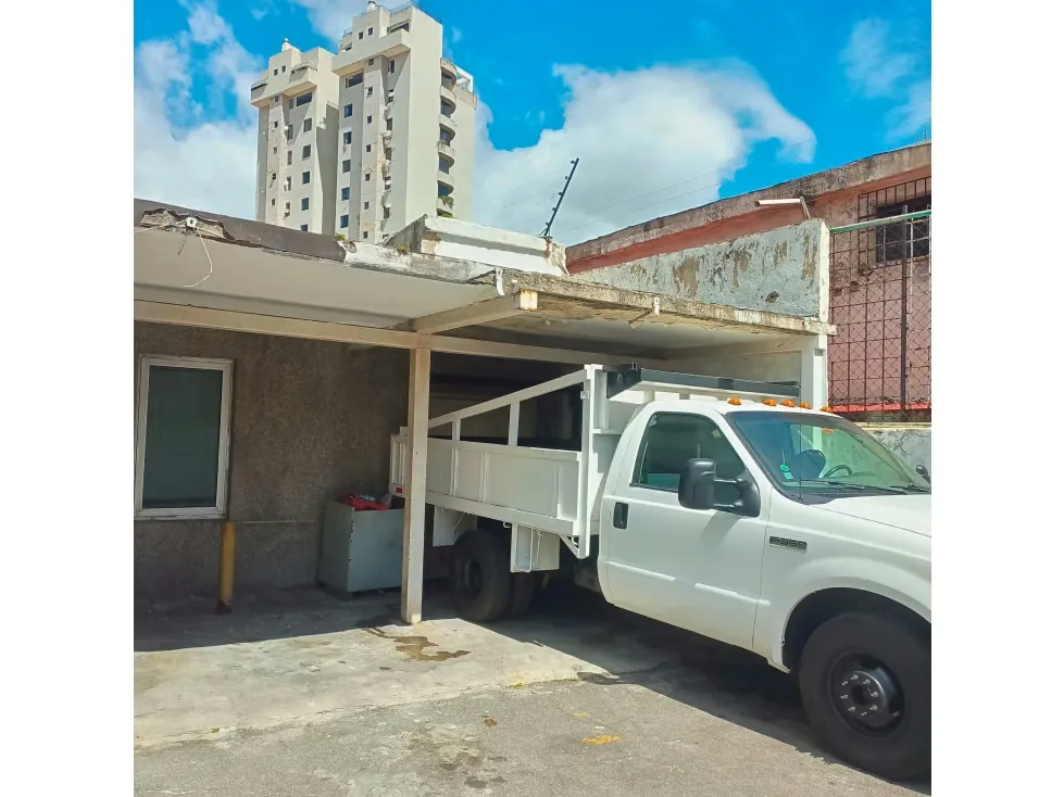 Local en Bello Monte acondicionado para Clinica de Oportunidad - 29