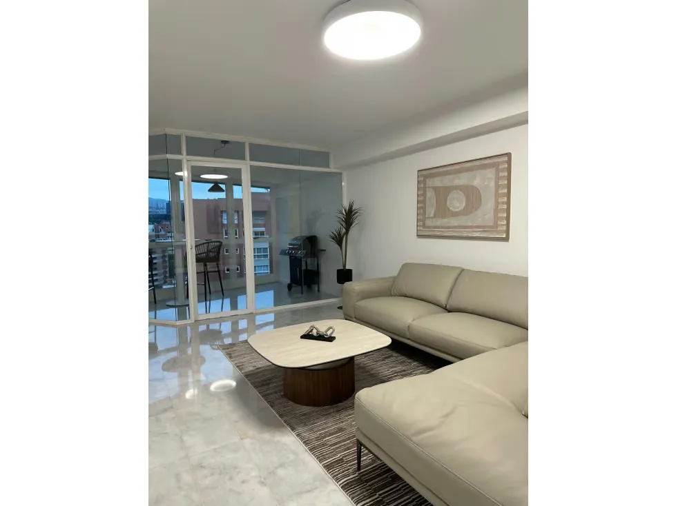 Alquilo apartamento 136m2 El Rosal