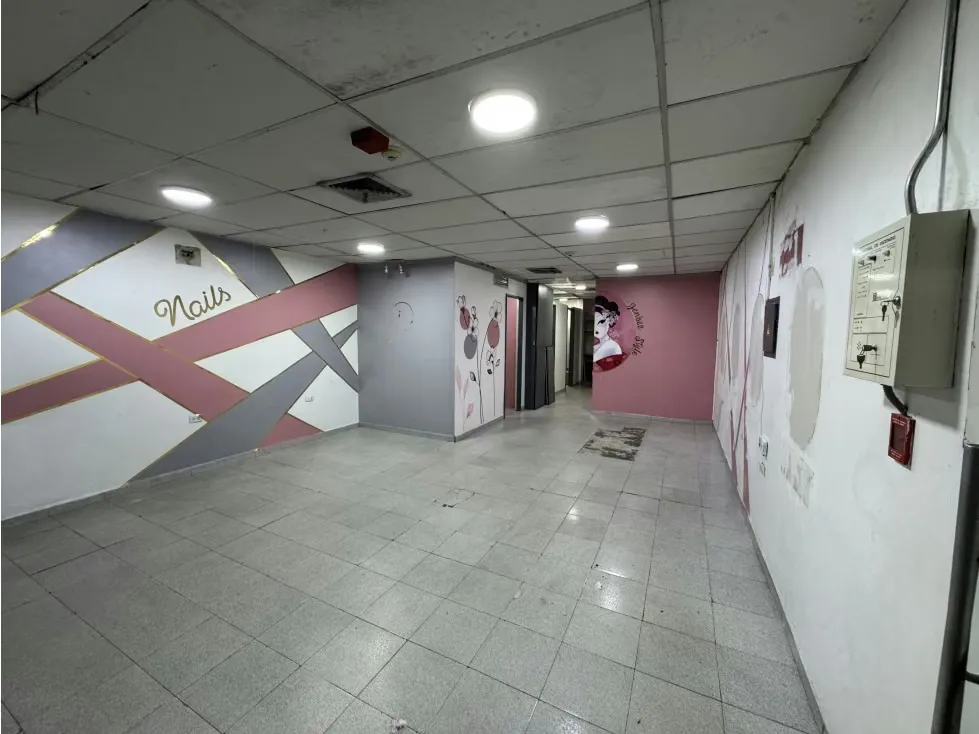 Alquilo local comercial 66m2 Centro Plaza Páez 2820 - 21