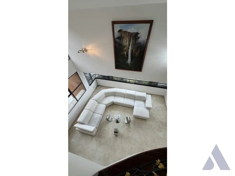Venta o Alquiler PH 397 m2/5H/4B/4P Los Dos Caminos - 2