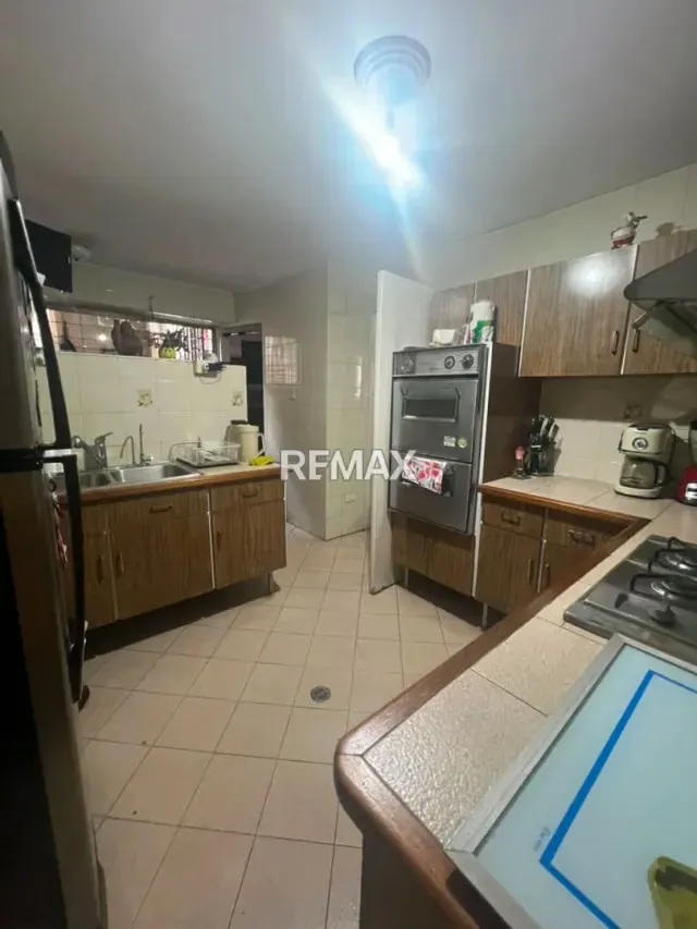 VENTA DE APARTAMENTO URB EL MARQUÉS - 4