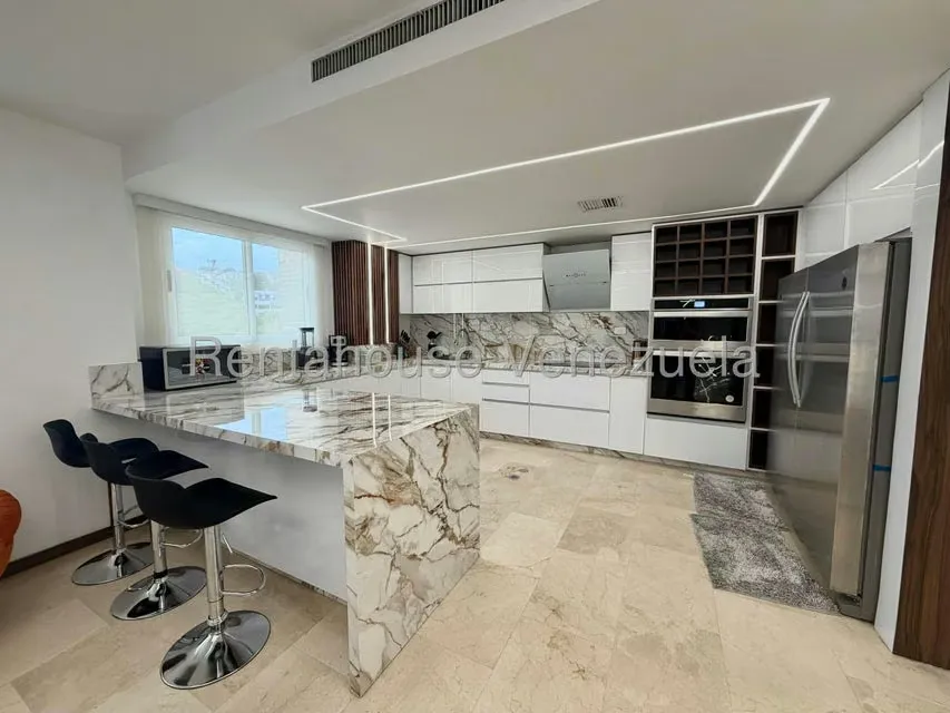 Apartamento (1 Nivel) en Venta en Los Naranjos de Las Mercedes, Distrito Metropolitano - 2