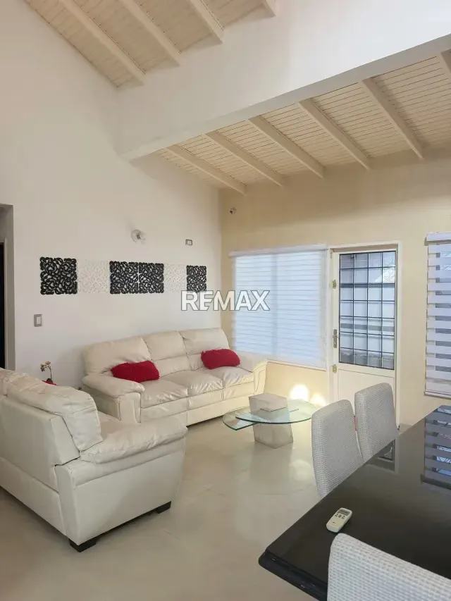 TOWNHOUSE EN ALQUILER AMOBLADO EN LA URBANIZACIÓN ALTOS DE LA GALERA - 3