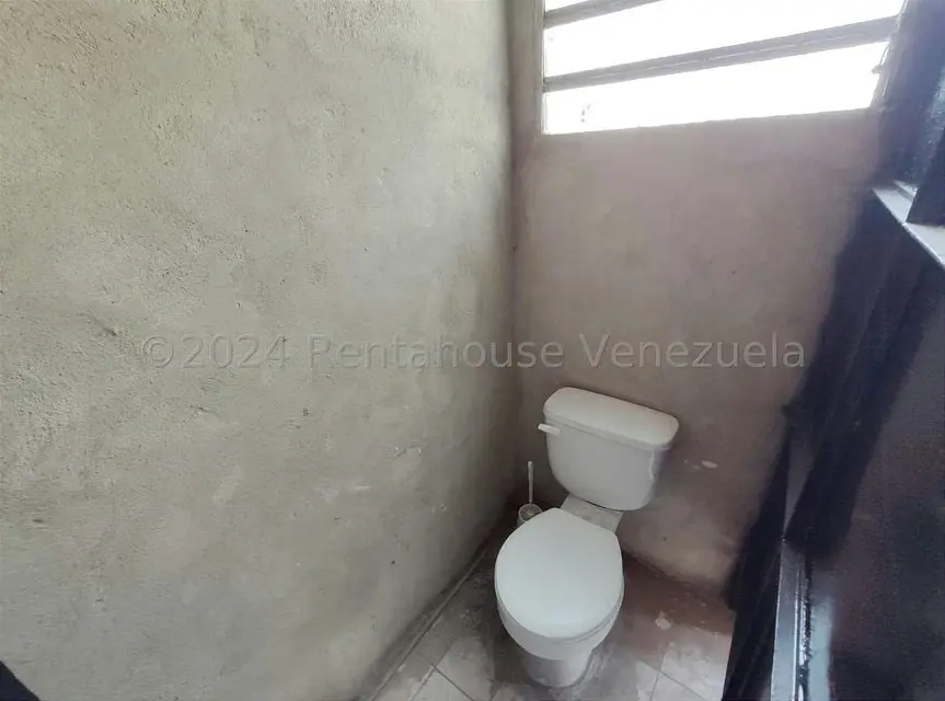 Local Comercial en Venta en Centro, Lara - 19