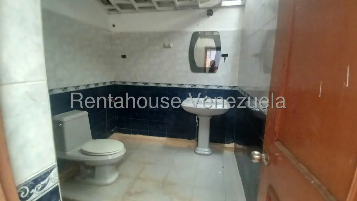 Local Comercial en Alquiler en Michelena, Carabobo - 14