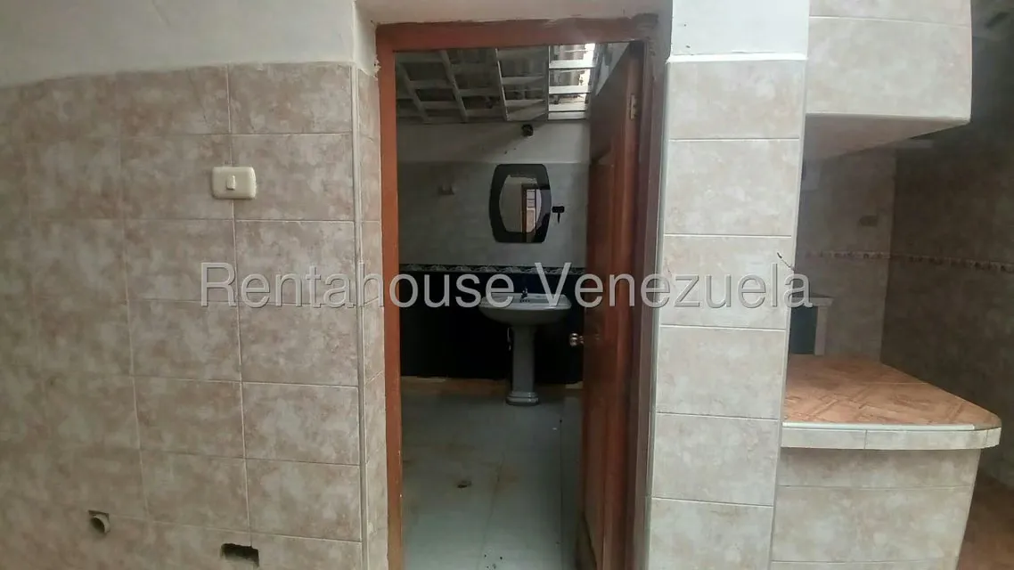 Local Comercial en Alquiler en Michelena, Carabobo - 15