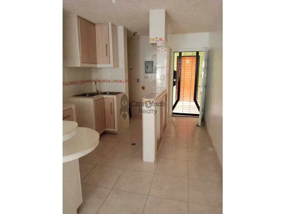 Venta apartamento planta baja, urb Buenaventura - 6