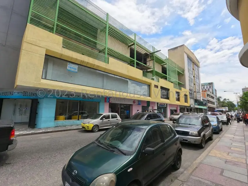 Local Comercial en Venta en Centro, Lara - 4
