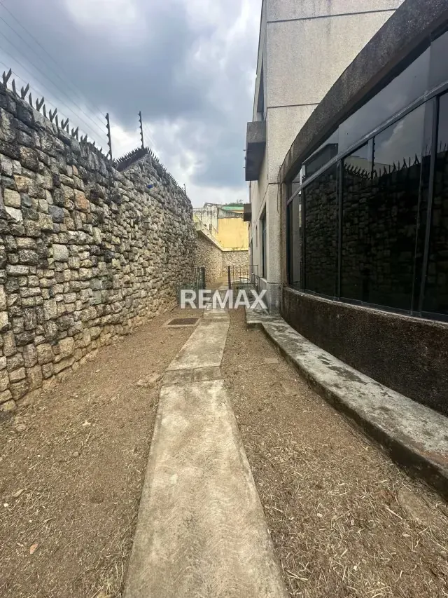 En venta casa en Altos de Guataparo Por favor no publicar en redes - 7