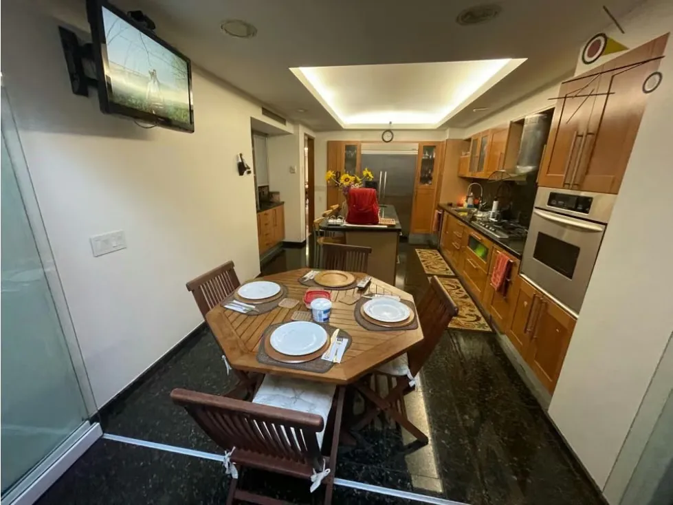 Vendo PB 360m2 3h+s/6b/4p Lomas de La Alameda 1300 - 5