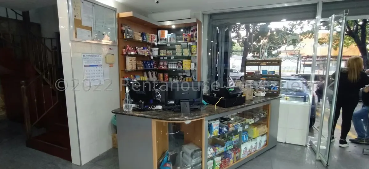 Local Comercial en Venta en Los Chaguaramos, Distrito Metropolitano - 8