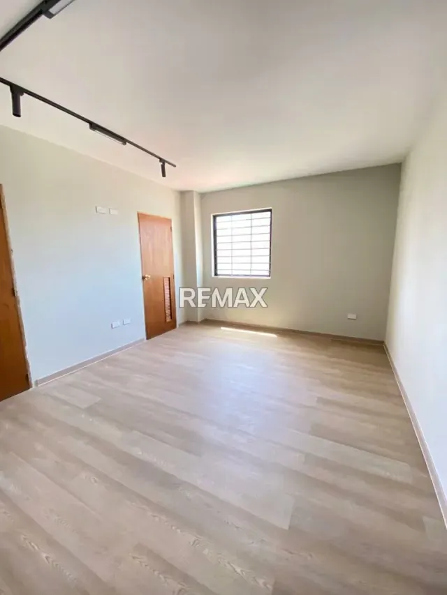 Apartamento Vista alta en alquiler - 12