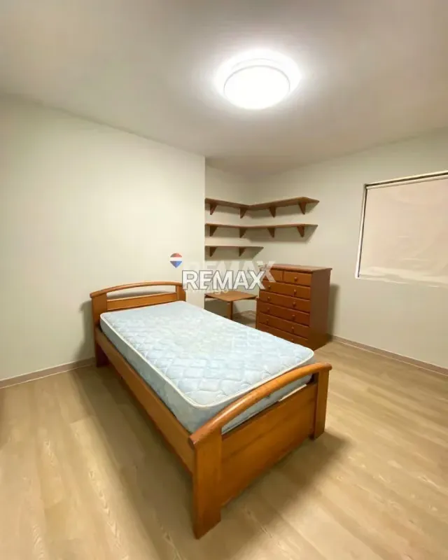 Apartamento Vista alta en alquiler - 2