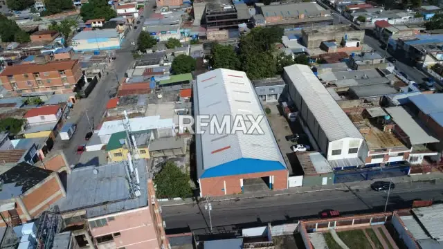 Galpón en venta de 1.000m2 uso comercial, industrial en Calle 50 con carrera 22 y 23 Centro Oeste - 3