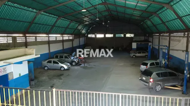 Galpón en venta de 1.000m2 uso comercial, industrial en Calle 50 con carrera 22 y 23 Centro Oeste - 4