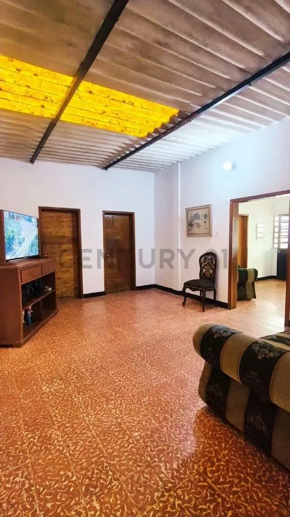 Venta Casa en La Victoria - 4