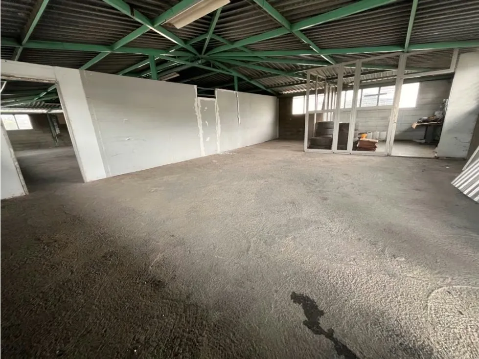 Vendo/alquilo galpon 900m2 Los Teques El Tambor 8601 - 17