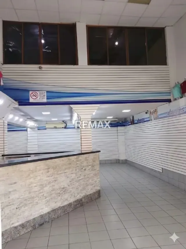 Venta de local comercial en zona centro