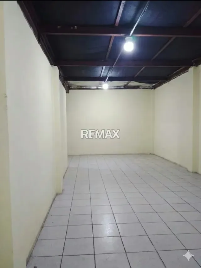 Venta de local comercial en zona centro - 6