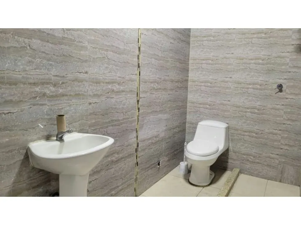 Se vende Local Comercial 550m² Catia - 15
