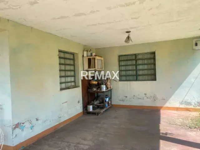 TERRENO CON AMPLIA CASA EN CIUDAD OJEDA - 11