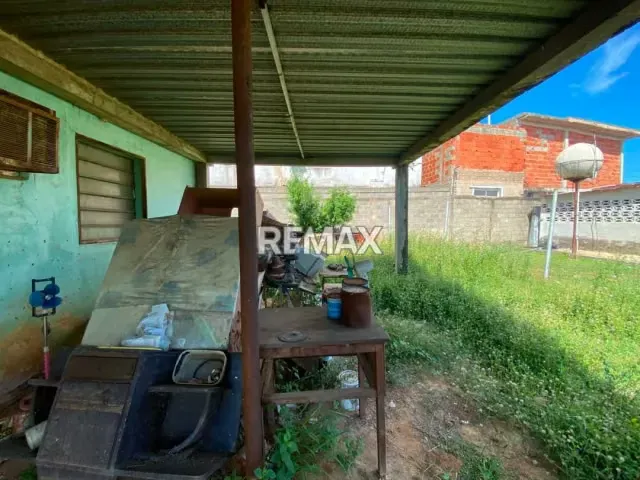 TERRENO CON AMPLIA CASA EN CIUDAD OJEDA - 15