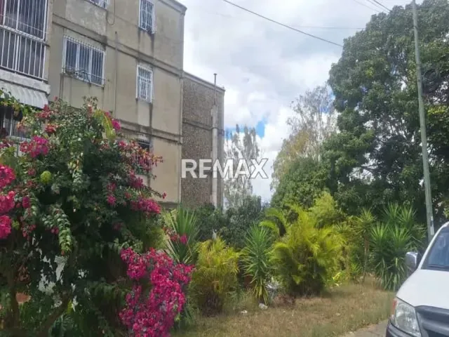 Apartamento en Alquiler en Caricuao - 2