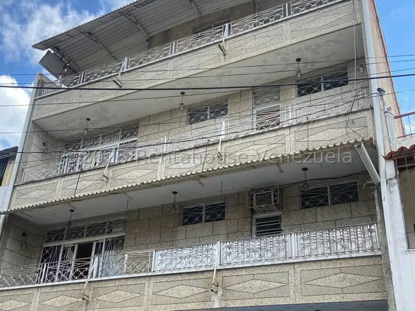 Edificio en Venta en Catia, Distrito Metropolitano