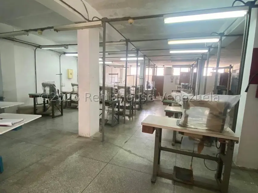Edificio en Venta en Catia, Distrito Metropolitano - 4