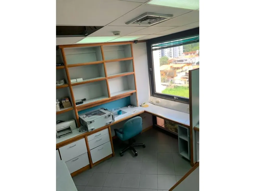 SE VENDE OFICINA EN MACARACUAY - 12