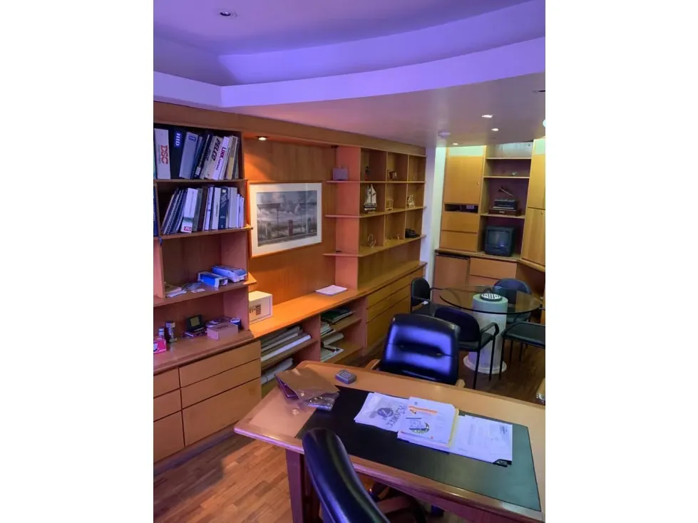 SE VENDE OFICINA EN MACARACUAY - 14
